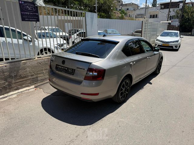 סקודה אוקטביה