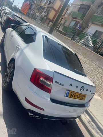 סקודה אוקטביה