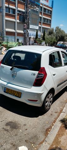 יונדאי i10