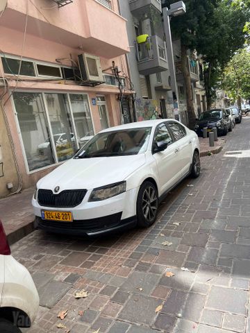 סקודה אוקטביה