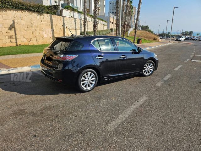 לקסוס CT