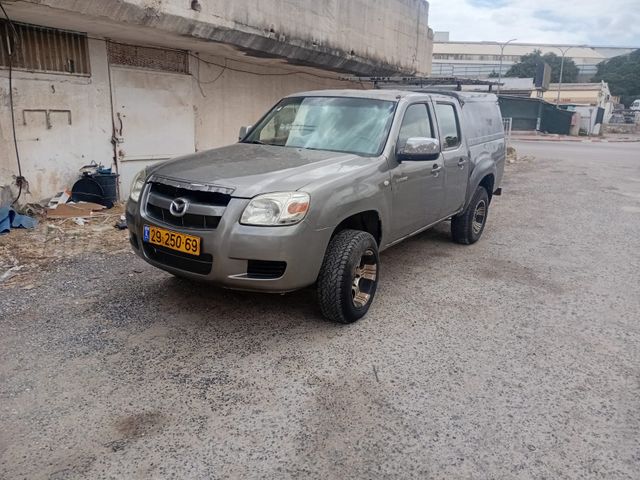 מודעת רכב מאזדה BT-50