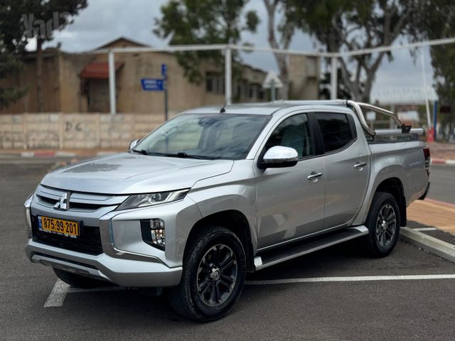 מודעת רכב מיצובישי טרייטון / L200