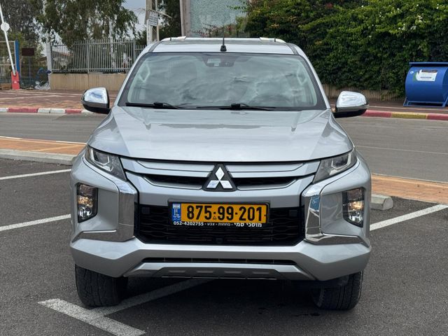 מיצובישי טרייטון / L200