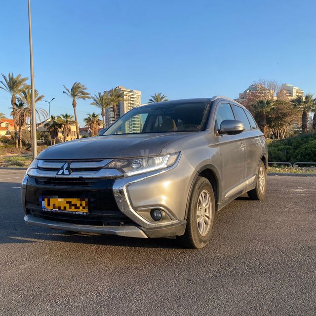 מיצובישי אאוטלנדר