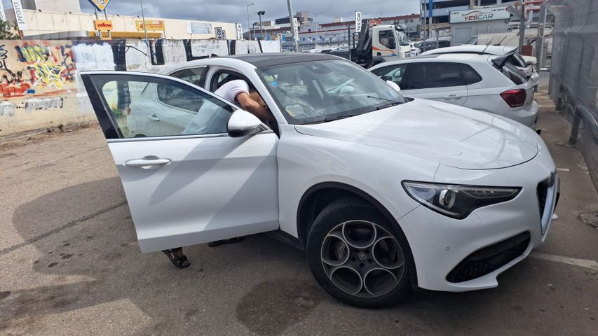אלפא רומיאו סטלביו