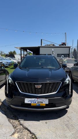 קאדילק XT4