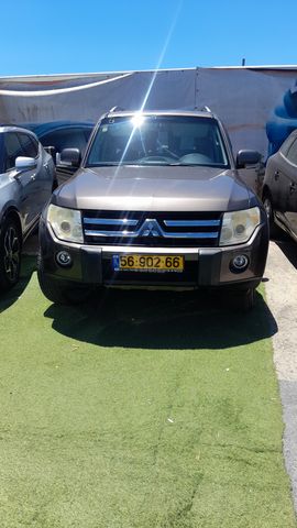 מיצובישי פג'רו