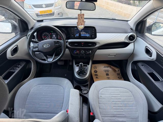 יונדאי i10