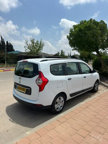 דאצ'יה לודג'י