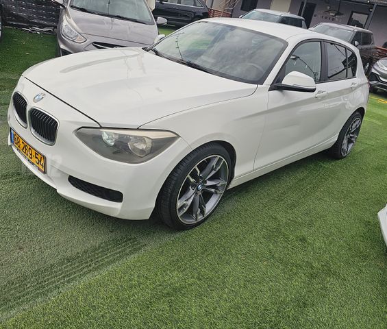 מודעת רכב ב מ וו סדרה 1
