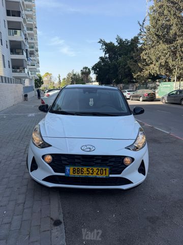 יונדאי i10