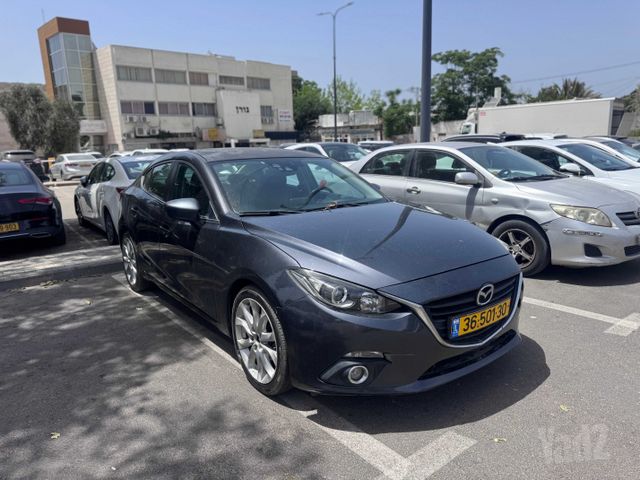 מודעת רכב מאזדה 3