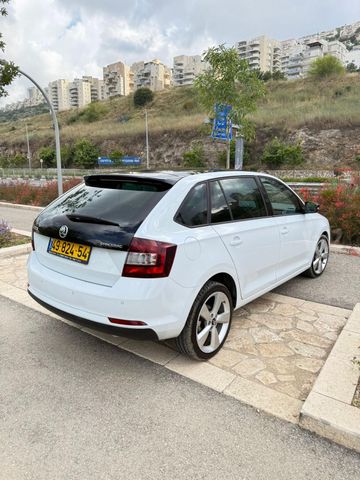 סקודה ראפיד