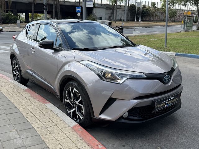 מודעת רכב טויוטה C-HR 2
