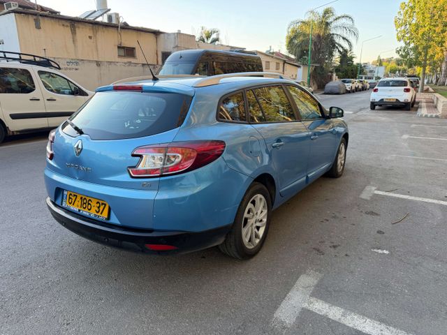 רנו מגאן