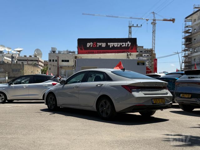 יונדאי אלנטרה