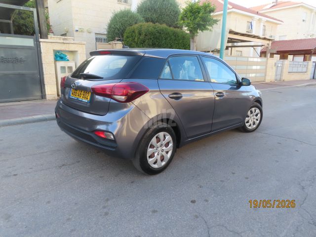 יונדאי i20