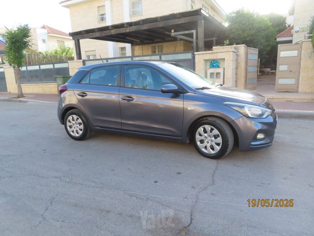 יונדאי i20