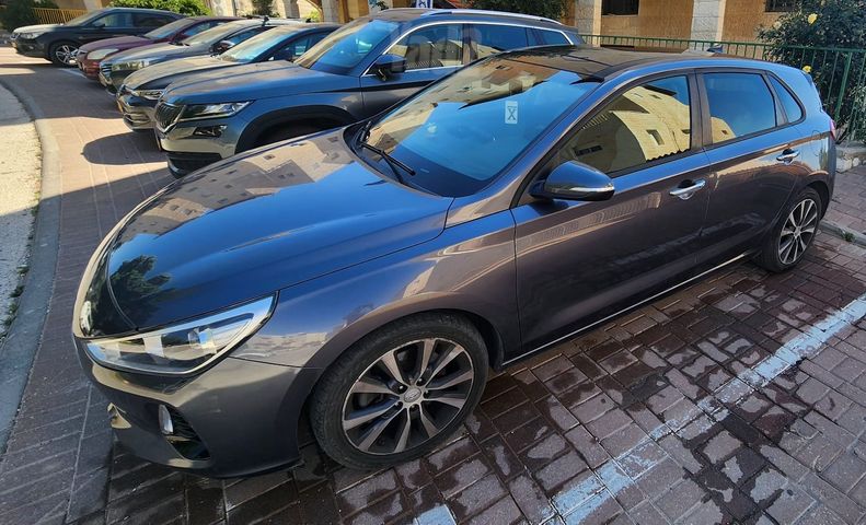יונדאי i30