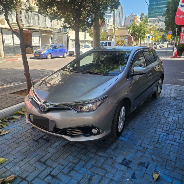 טויוטה אוריס
