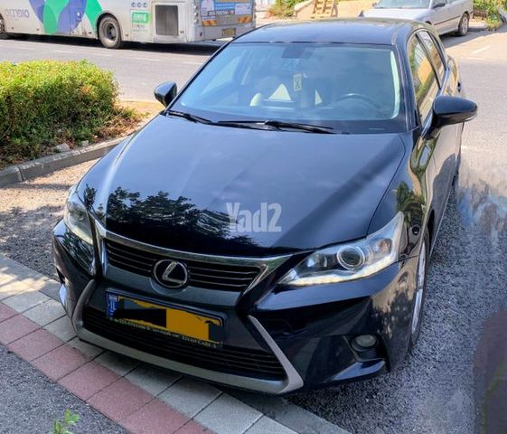 לקסוס CT