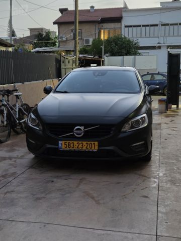 וולוו S60