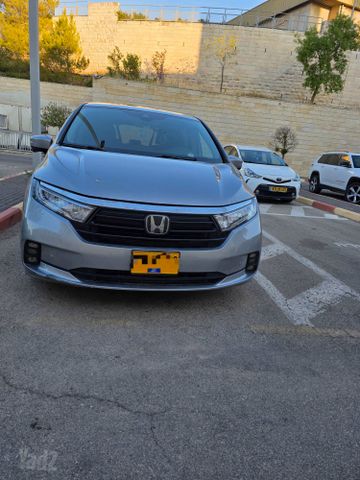 מודעת רכב הונדה אודיסיי