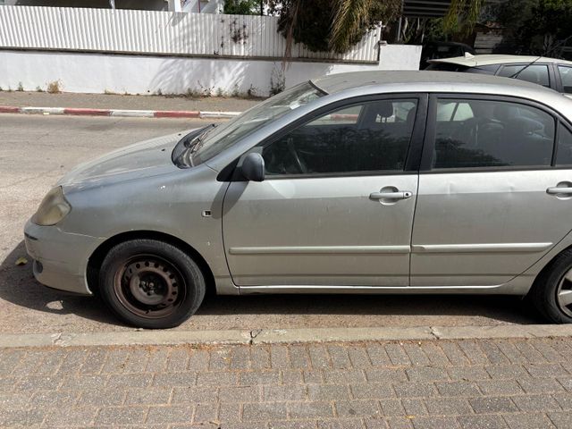 מודעת רכב טויוטה קורולה