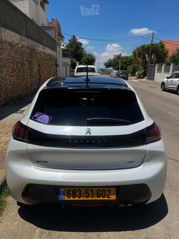 פיג'ו 208
