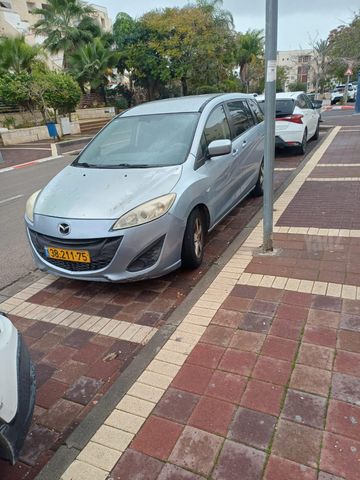 מודעת רכב מאזדה 5