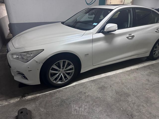אינפיניטי Q50