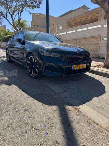 מודעת רכב ב מ וו סדרה 5