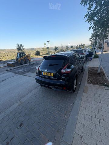 ניסאן ג'וק