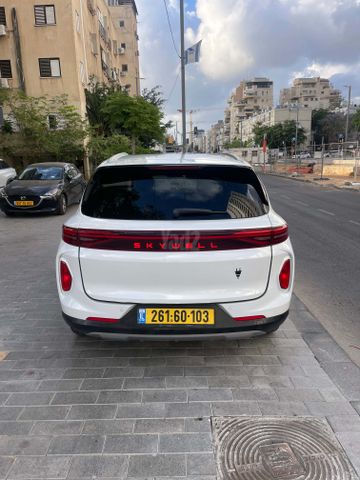 סקייוול ET5