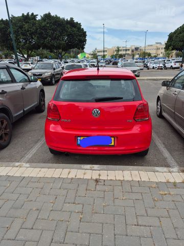 פולקסווגן פולו 