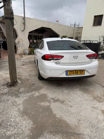 אופל אינסיגניה