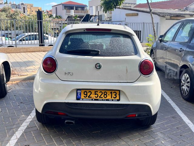 אלפא רומיאו מיטו