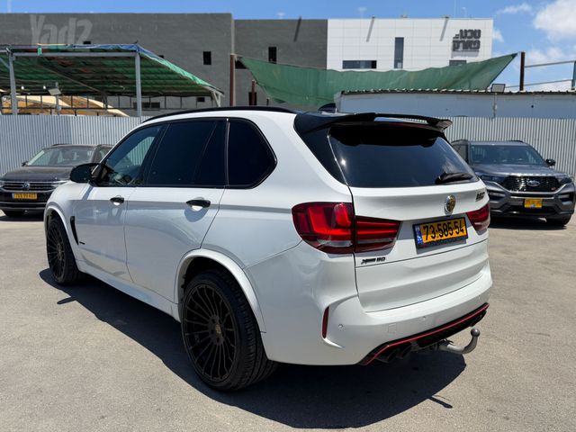 ב מ וו X5