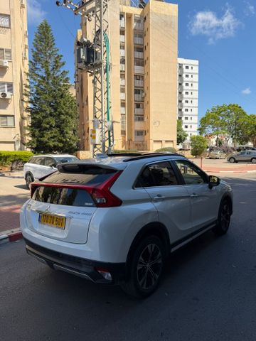 מיצובישי אקליפס קרוס