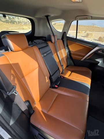 טויוטה RAV4