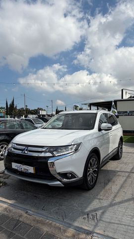 מודעת רכב מיצובישי אאוטלנדר