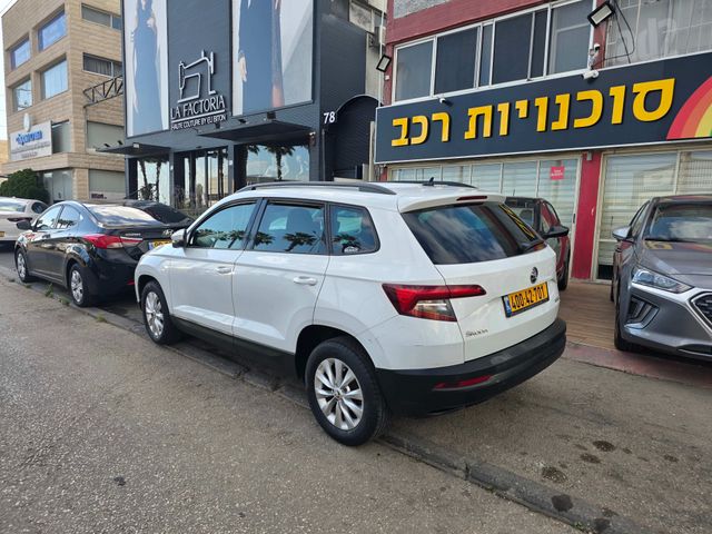 סקודה קארוק