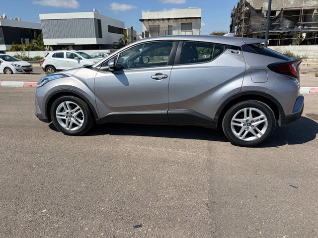 טויוטה C-HR