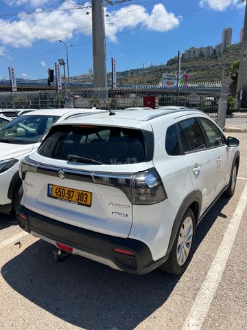 סוזוקי S-Cross