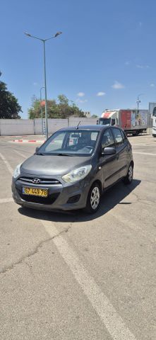 יונדאי i10