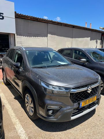 סוזוקי S-Cross