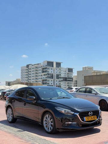 מאזדה 3