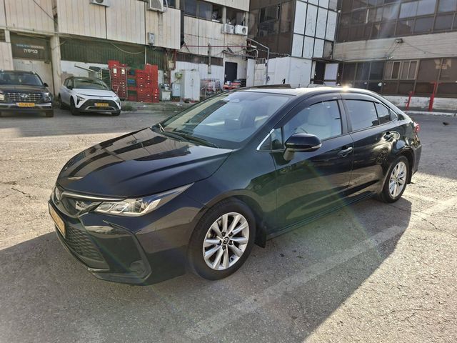 טויוטה קורולה