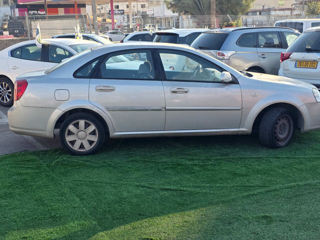שברולט אופטרה